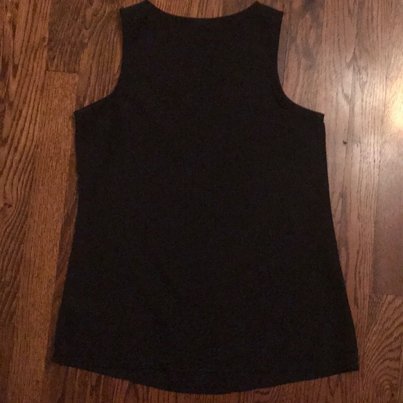 Old Navy XS Sequins black sleeveless top - cute! - Picture 3 of 3